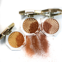 Load image into Gallery viewer, Sun Kissed Illuminating Highlighter Bundle